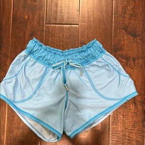 Lululemon Women's Light Blue shorts!